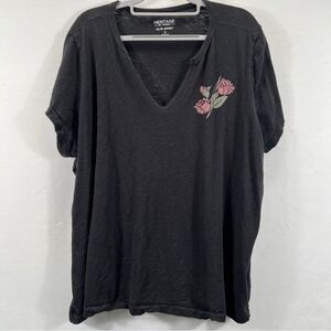 Heritage by Torrid Black Floral Short Sleeve Top